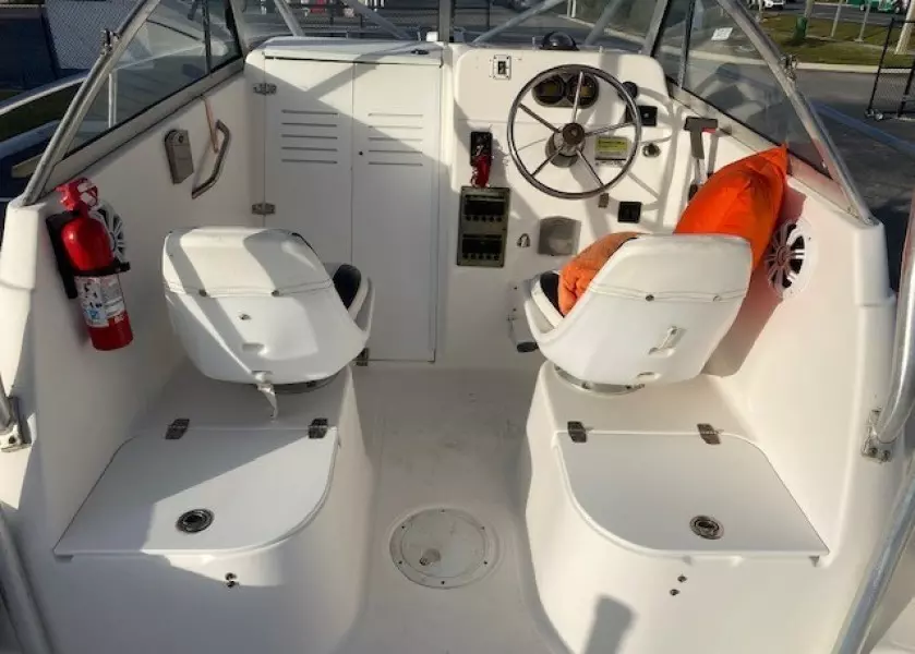 2001 Century 2300 Walkaround