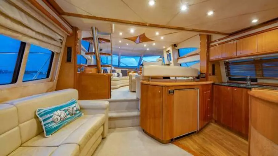 2004 Sunseeker Manhattan