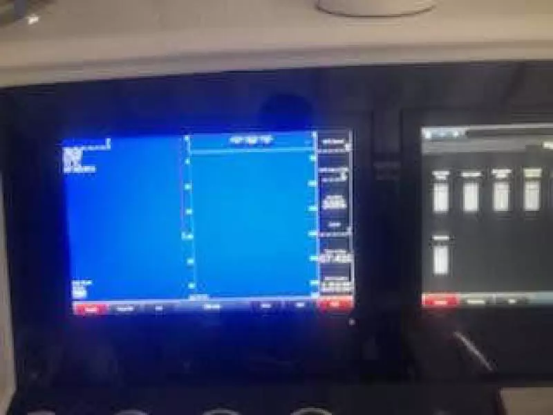 2019 Midnight Express 39 Cuddy