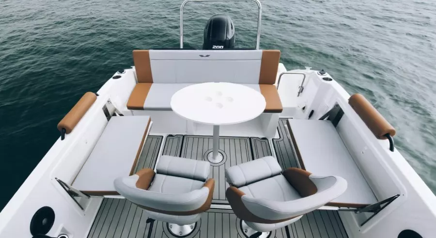 2026 Beneteau Flyer 7 Spacedeck