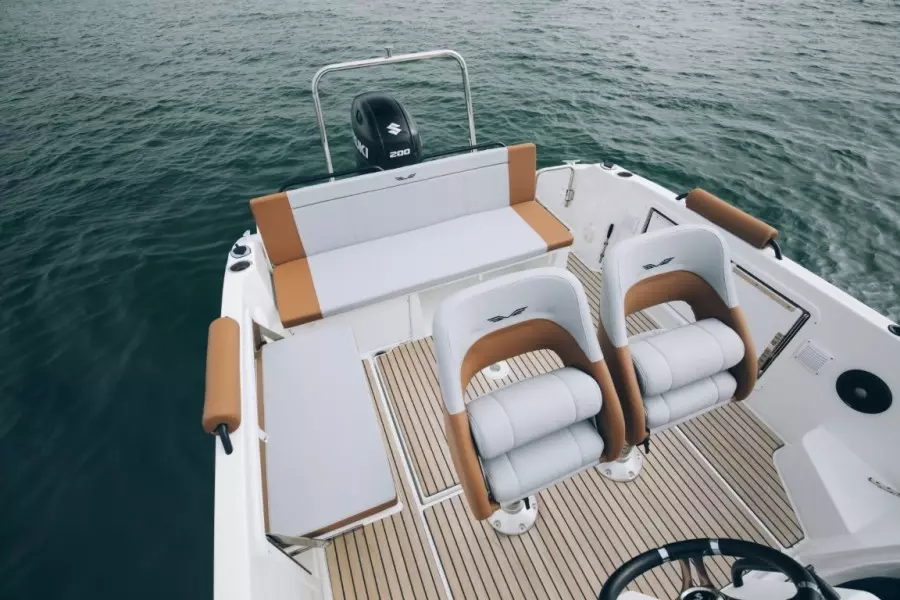 2026 Beneteau Flyer 7 Sundeck