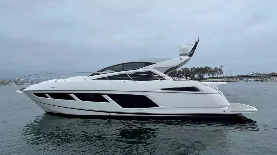 2015 Sunseeker Predator
