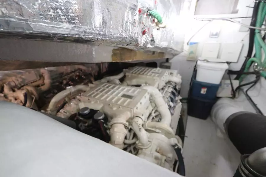 2004 Sunseeker Predator