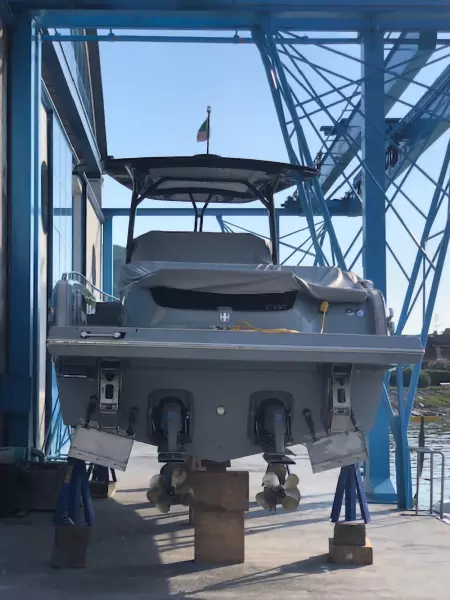 2018 Invictus 370 GT