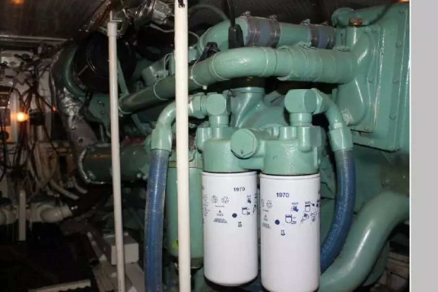 1977 Pacemaker 66 Motoryacht