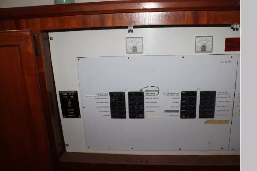 1977 Pacemaker 66 Motoryacht