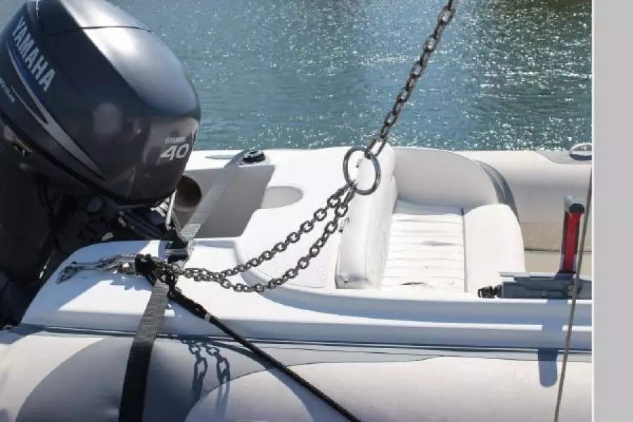 1977 Pacemaker 66 Motoryacht