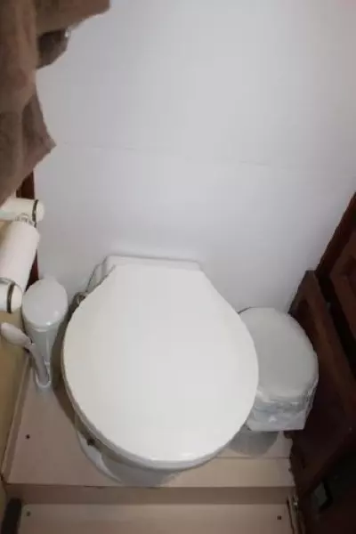 1977 Pacemaker 66 Motoryacht