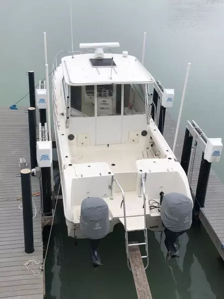 2015 World Cat 320 EC