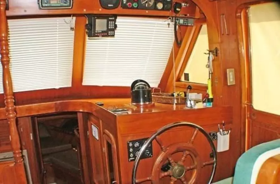 1982 Albin Trawler