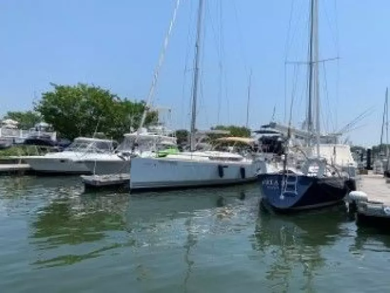 2013 Jeanneau 379 Sun Odyssey