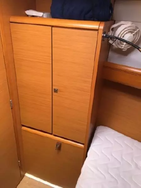 2013 Jeanneau 379 Sun Odyssey