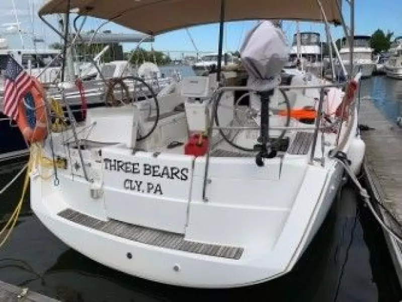 2013 Jeanneau 379 Sun Odyssey