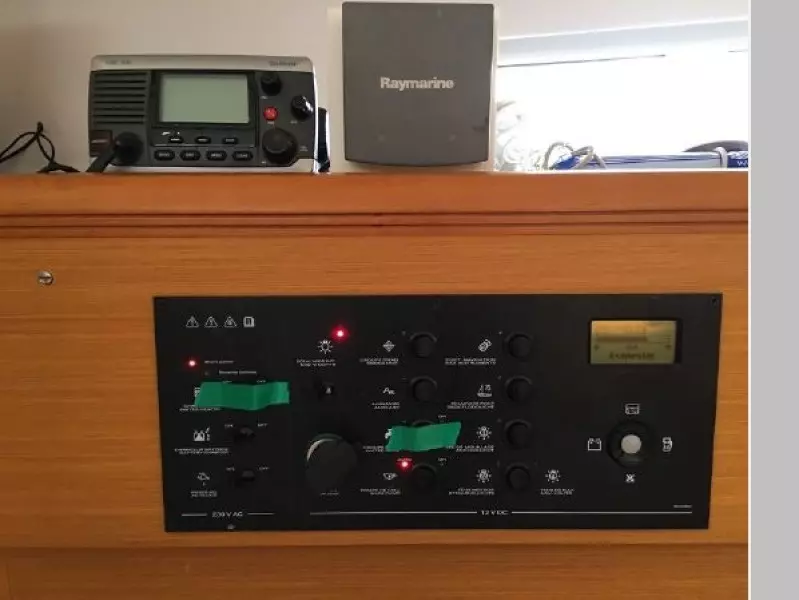 2013 Jeanneau 379 Sun Odyssey