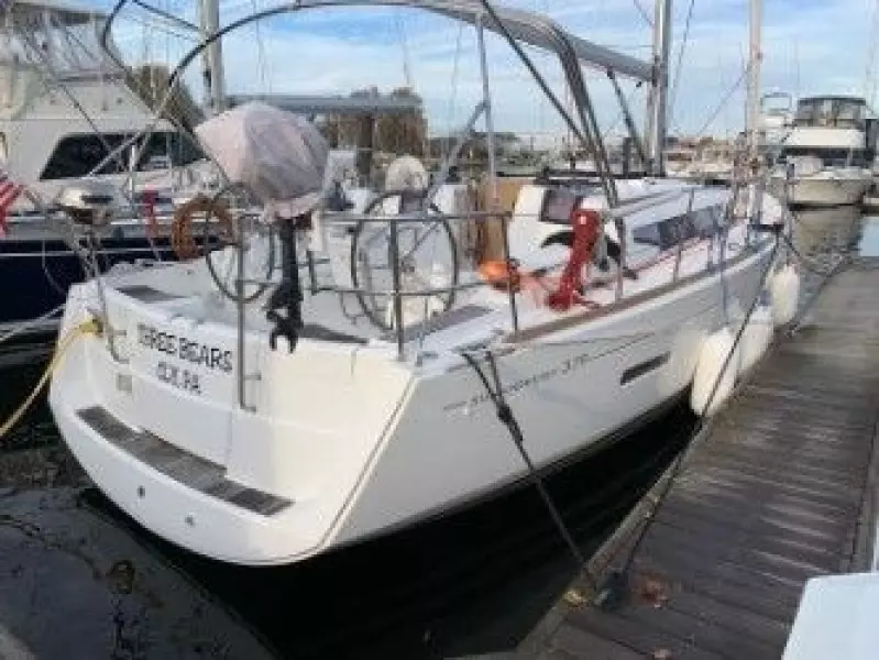 2013 Jeanneau 379 Sun Odyssey