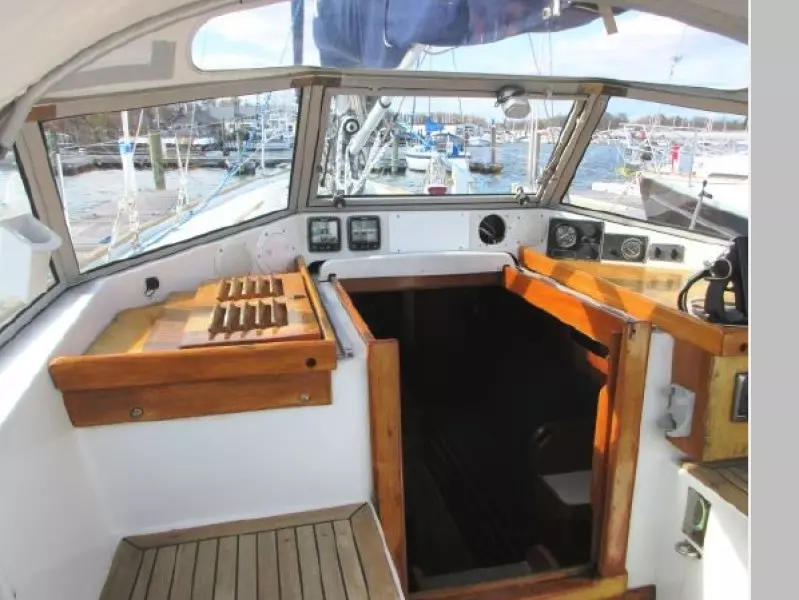 1988 Hallberg-Rassy 352