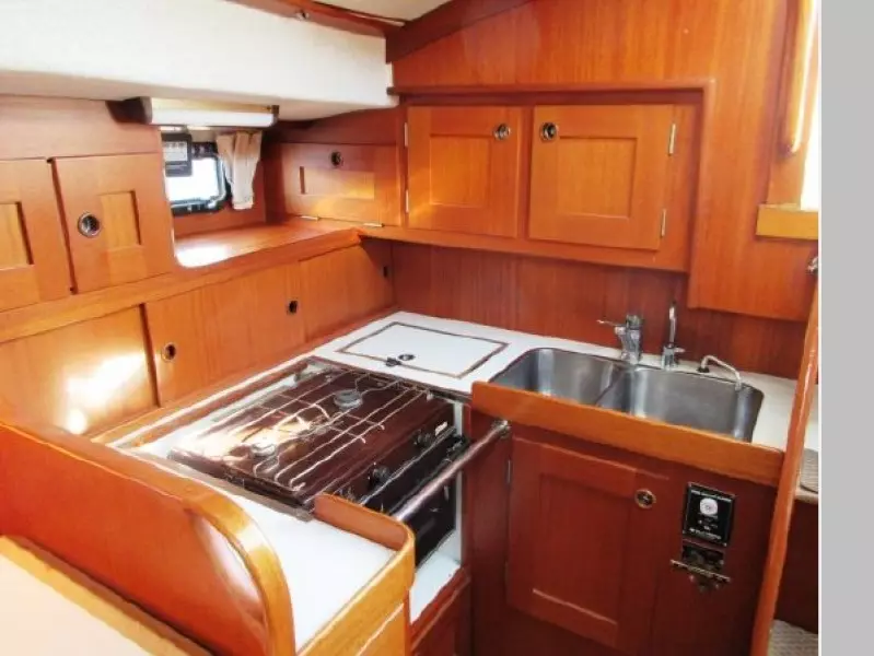 1988 Hallberg-Rassy 352