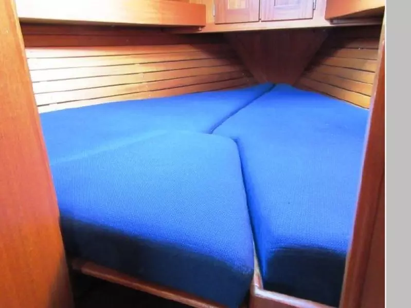 1988 Hallberg-Rassy 352