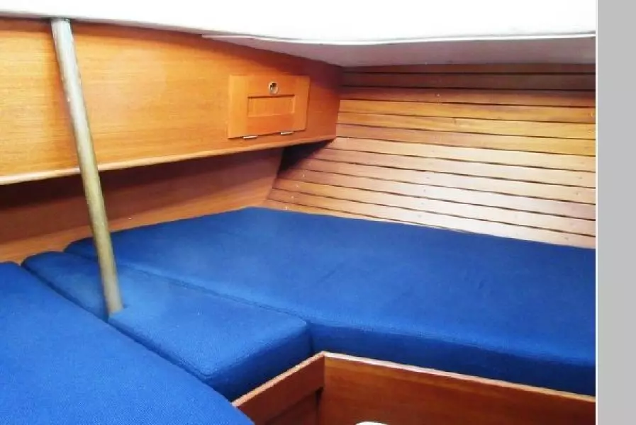 1988 Hallberg-Rassy 352