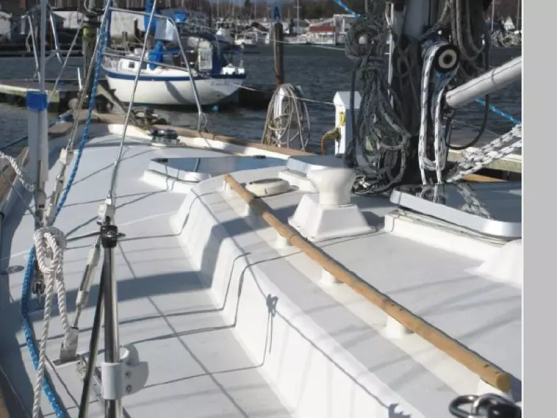 1988 Hallberg-Rassy 352