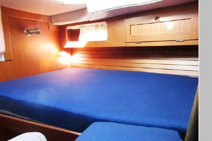 1988 Hallberg-Rassy 352