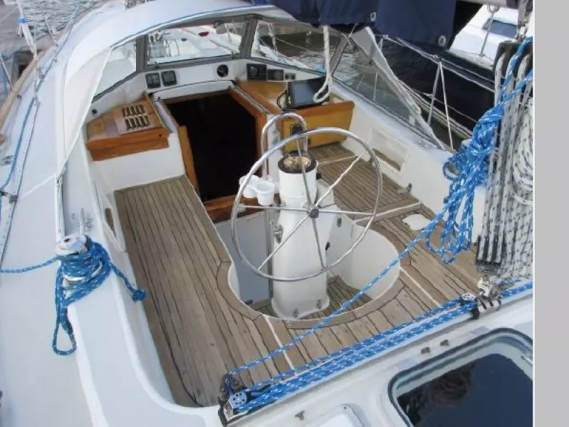 1988 Hallberg-Rassy 352