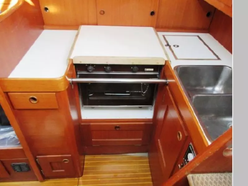 1988 Hallberg-Rassy 352