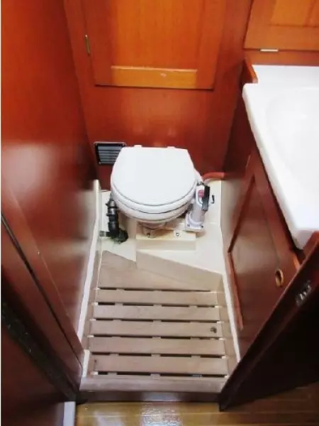 1988 Hallberg-Rassy 352