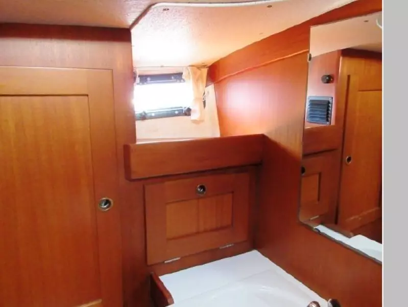 1988 Hallberg-Rassy 352