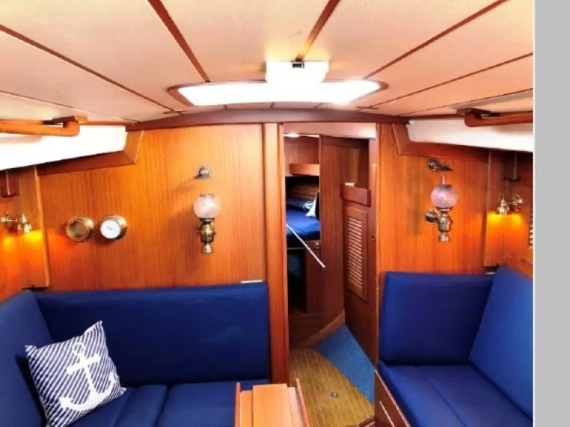 1988 Hallberg-Rassy 352