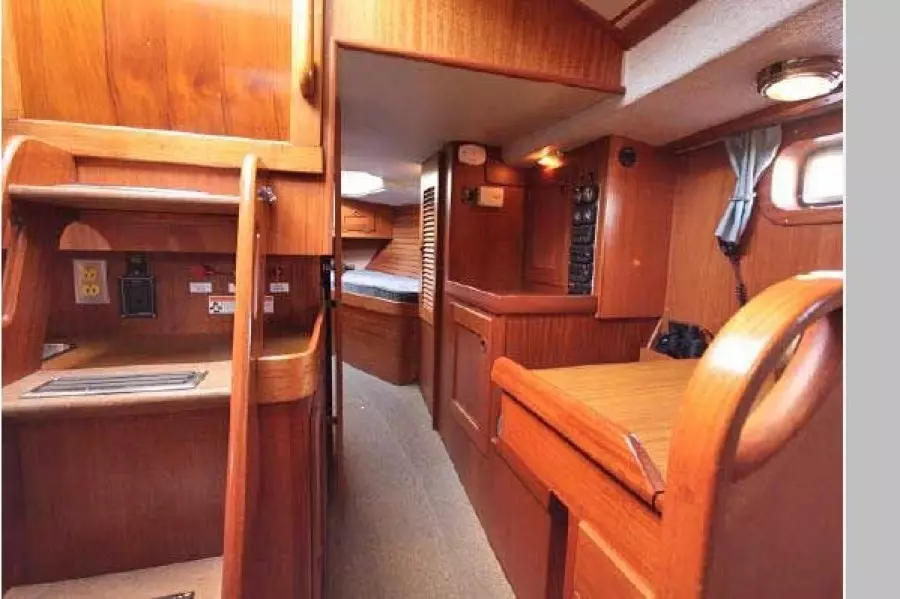 1988 Hallberg-Rassy 352