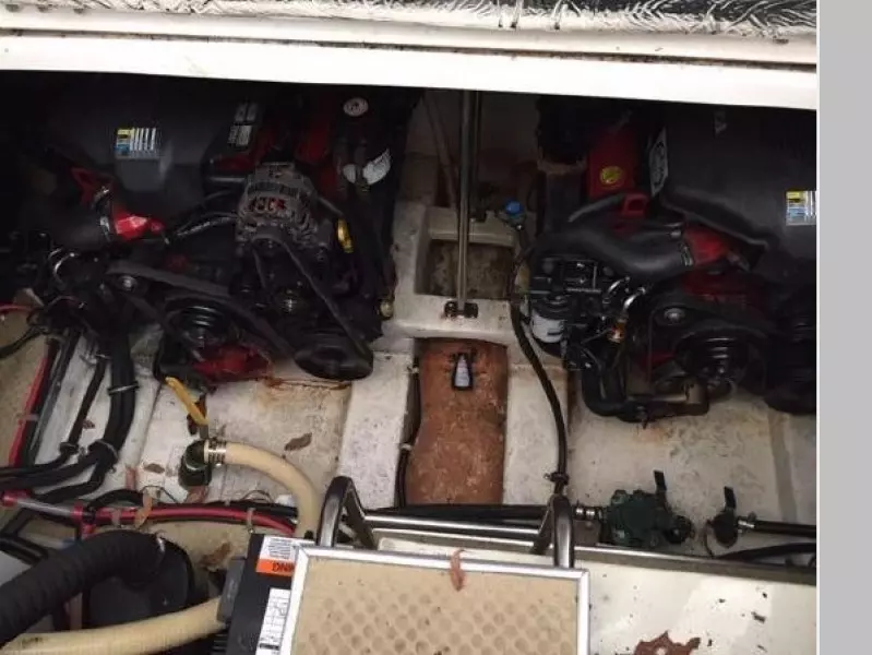 2005 Larson Cabrio 330