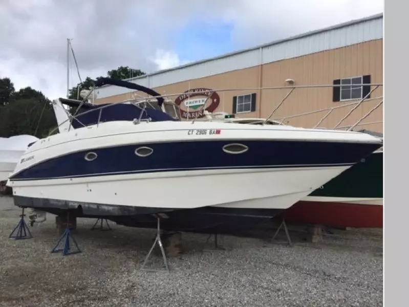 2005 Larson Cabrio 330