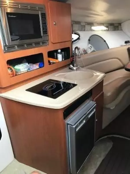 2011 Crownline 260 CR