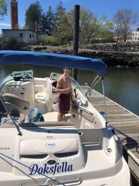 2003 Sea Ray 220 Sundeck