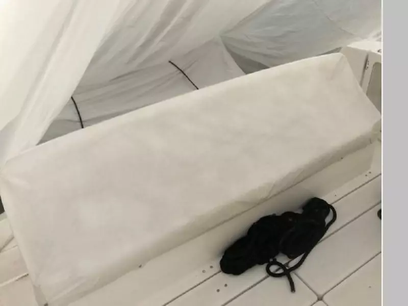 2000 Tiara Yachts 5200