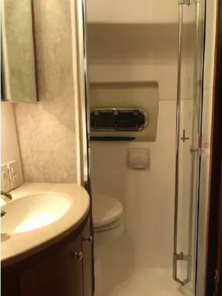 2000 Tiara Yachts 5200