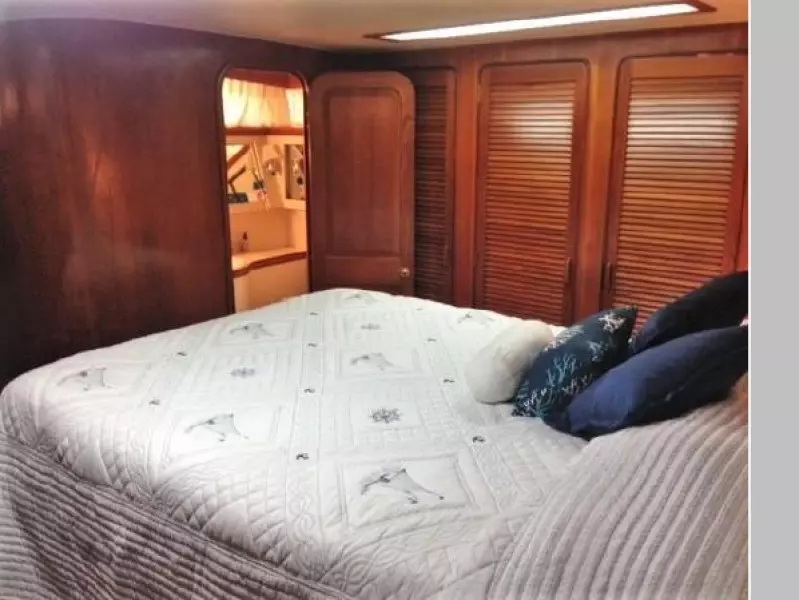 1985 Gulfstar 49 Motor Yacht