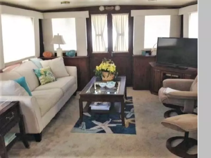 1985 Gulfstar 49 Motor Yacht