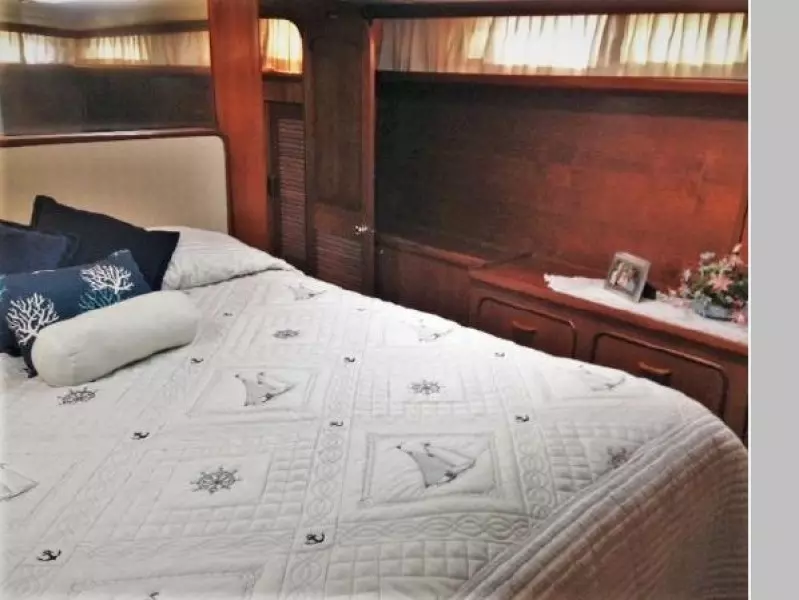 1985 Gulfstar 49 Motor Yacht