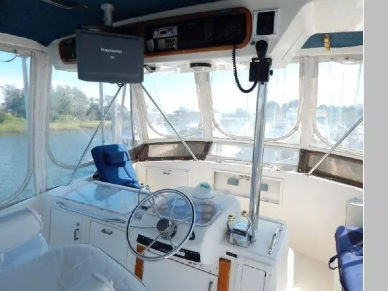 1983 Ocean Yachts Super Sport