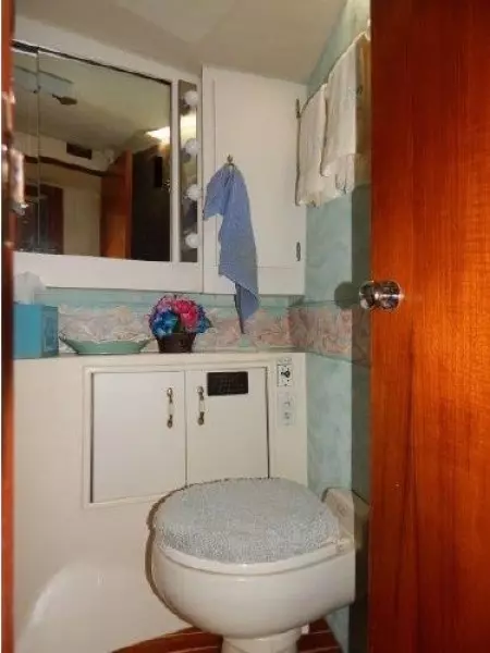 1983 Ocean Yachts Super Sport