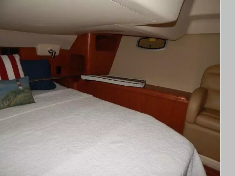 2008 Hunter 45 Deck Salon