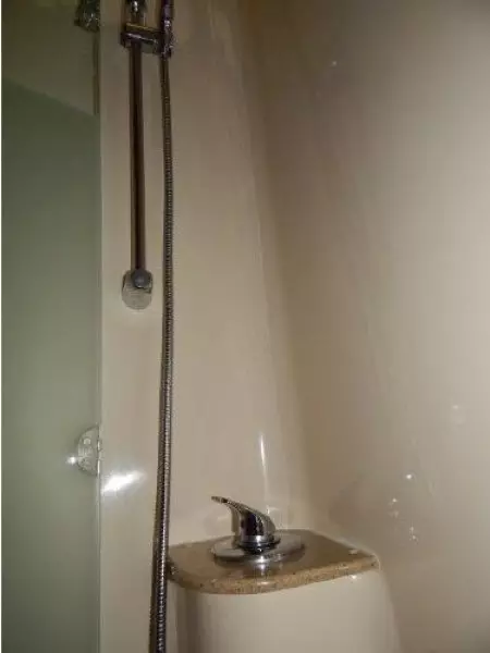 2008 Hunter 45 Deck Salon