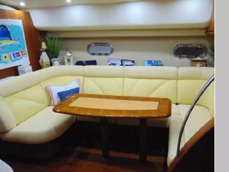 2008 Tiara Yachts 4300 Sovran