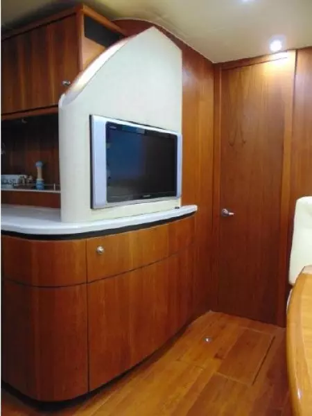 2008 Tiara Yachts 4300 Sovran