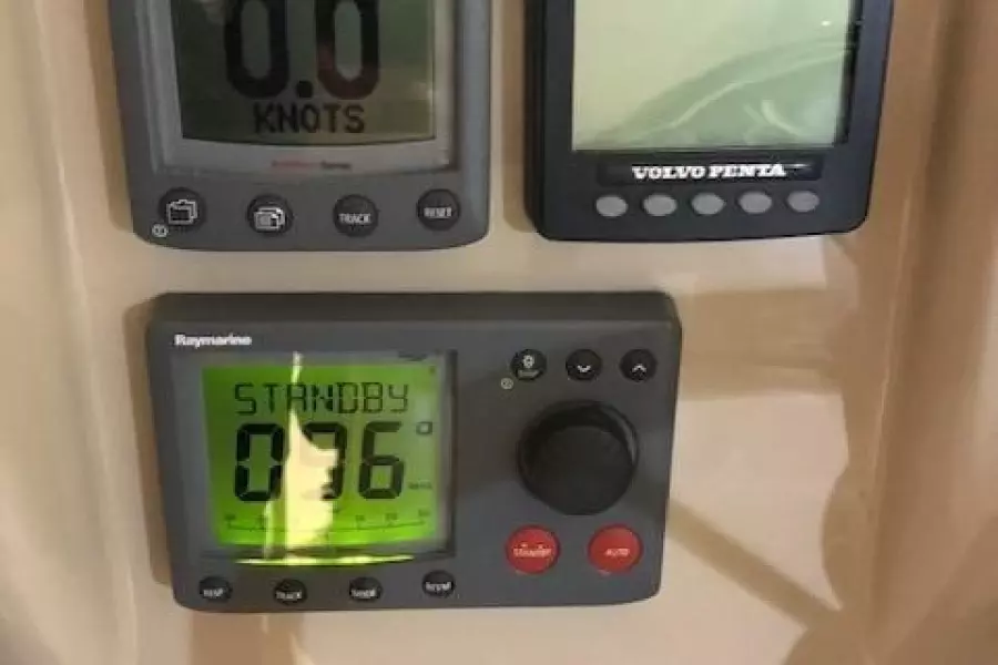 2008 Tiara Yachts 4300 Sovran