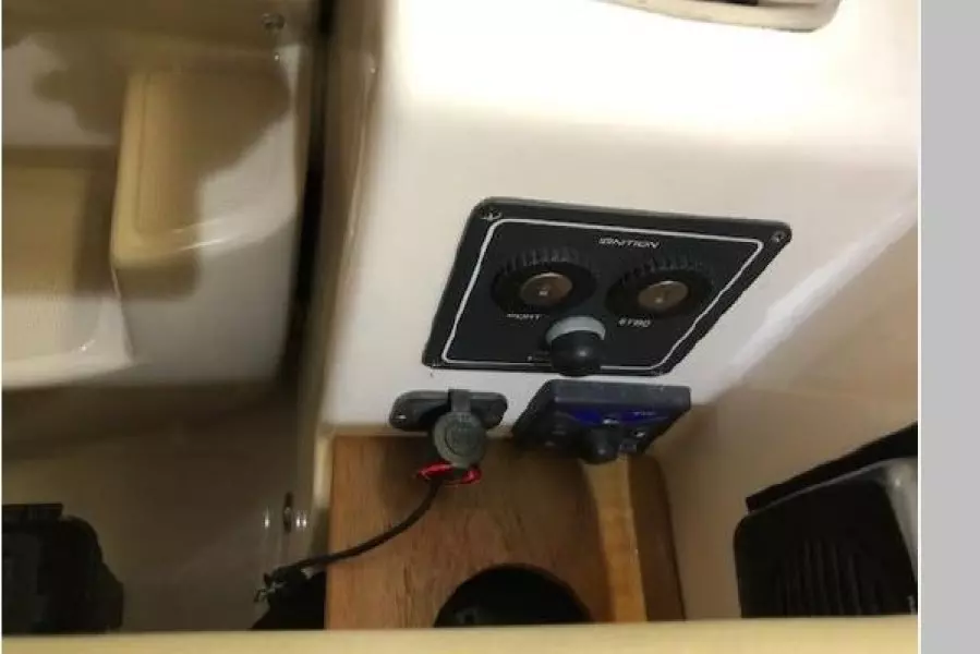 2008 Tiara Yachts 4300 Sovran