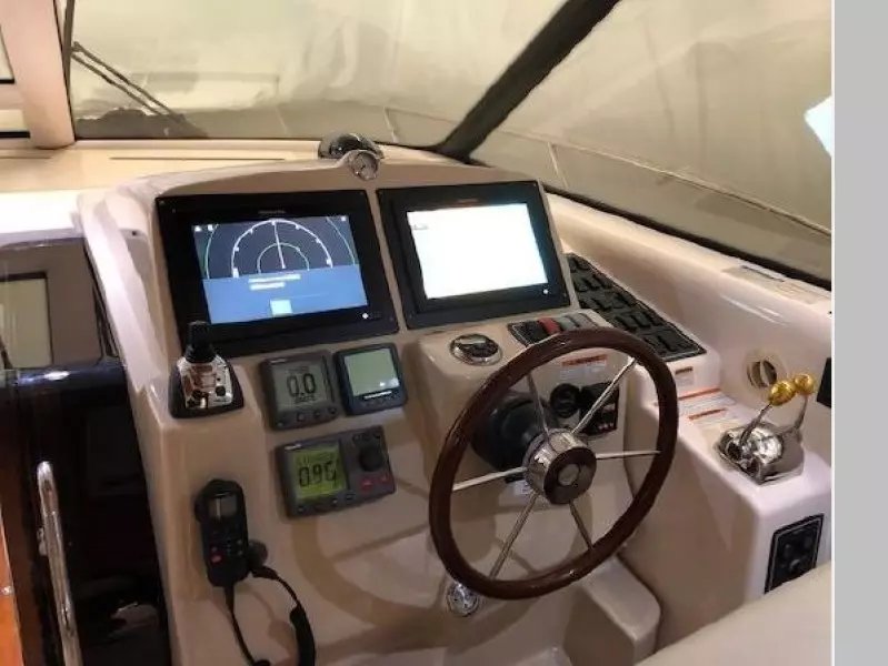 2008 Tiara Yachts 4300 Sovran