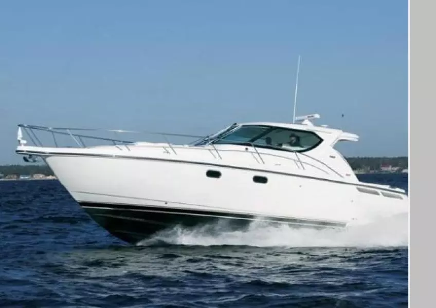 2008 Tiara Yachts 4300 Sovran